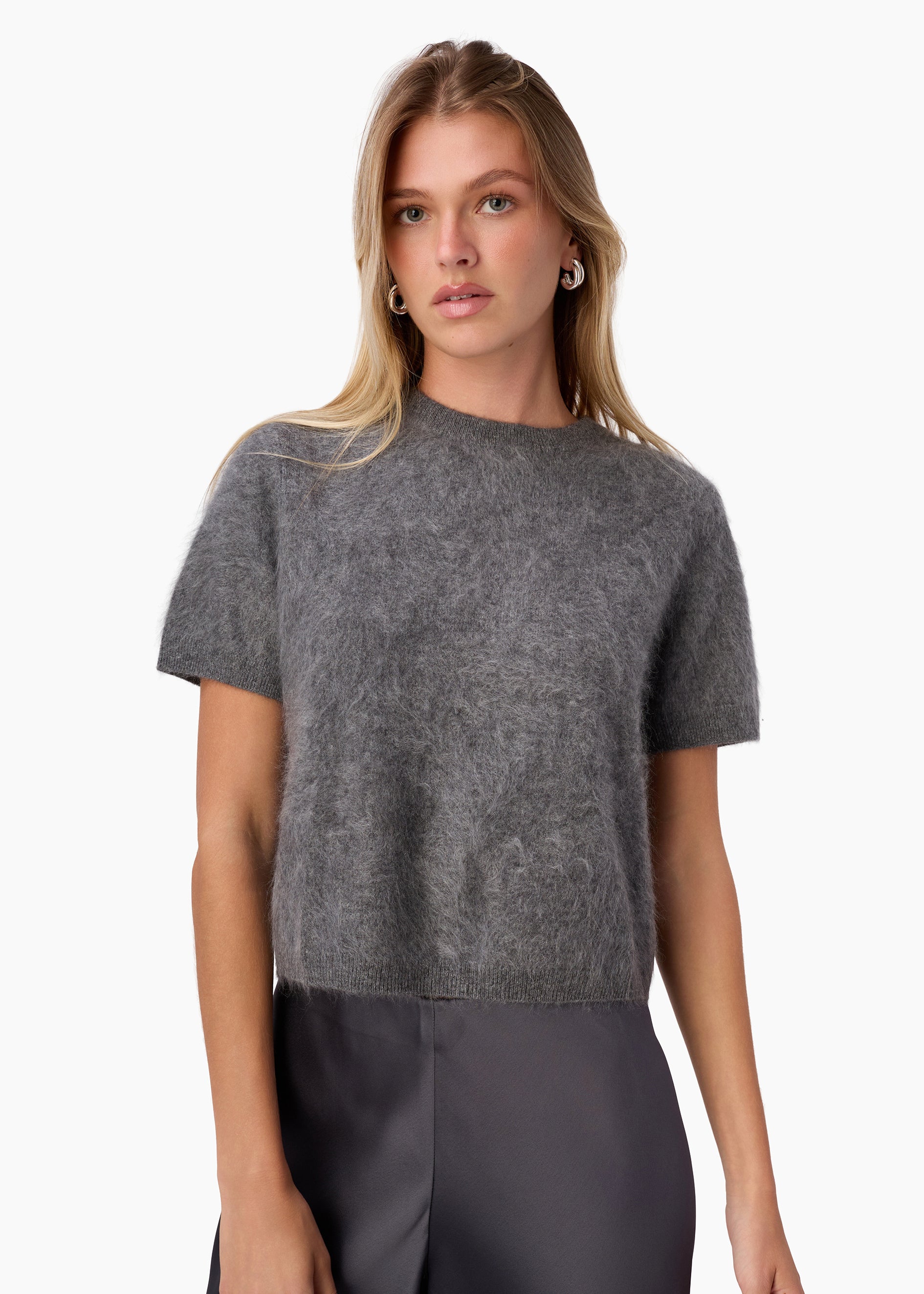 Eugeney Cashmere Top Coal – CAMI NYC