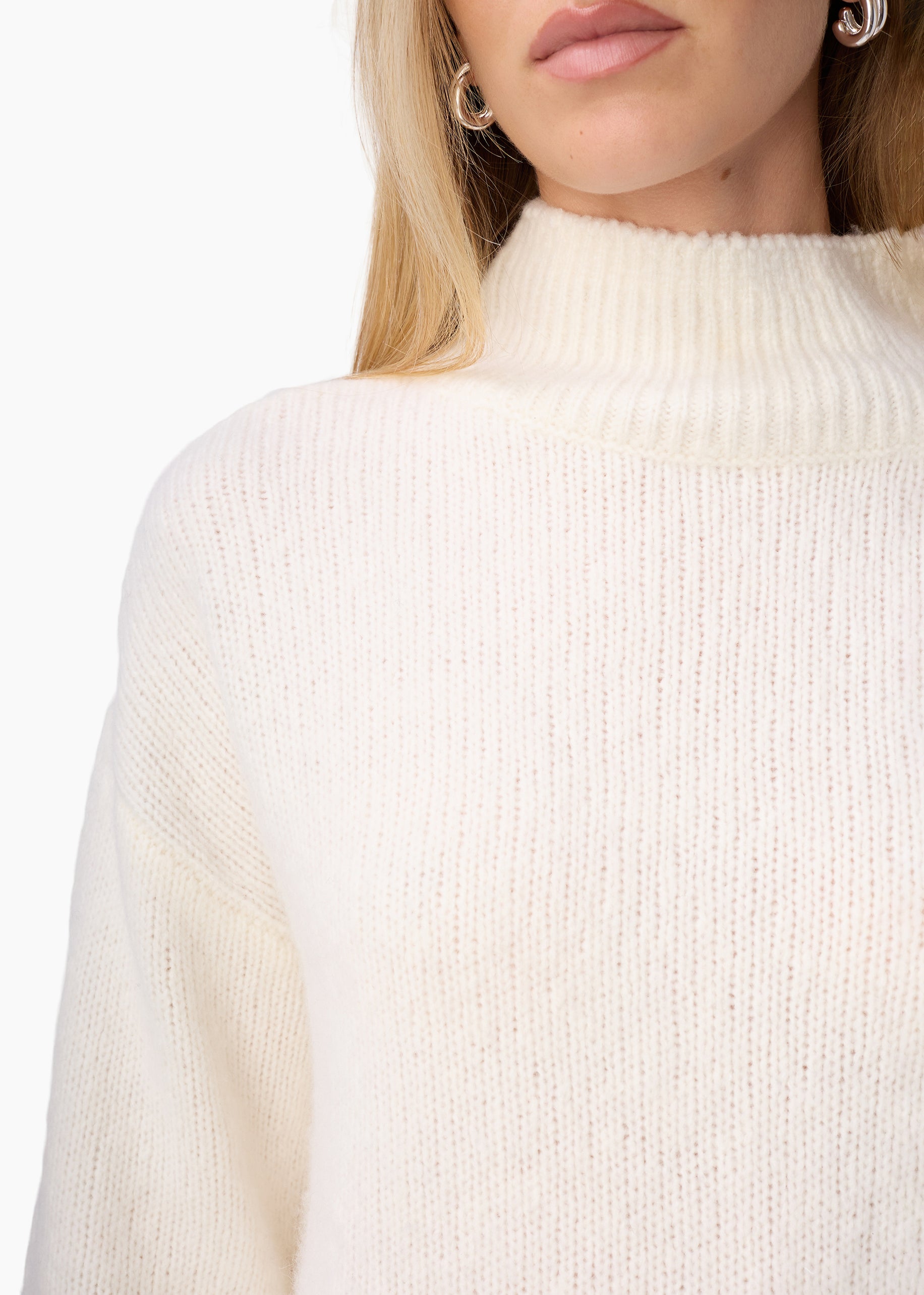 Catherine Cashmere Blend Sweater Macadamia – CAMI NYC