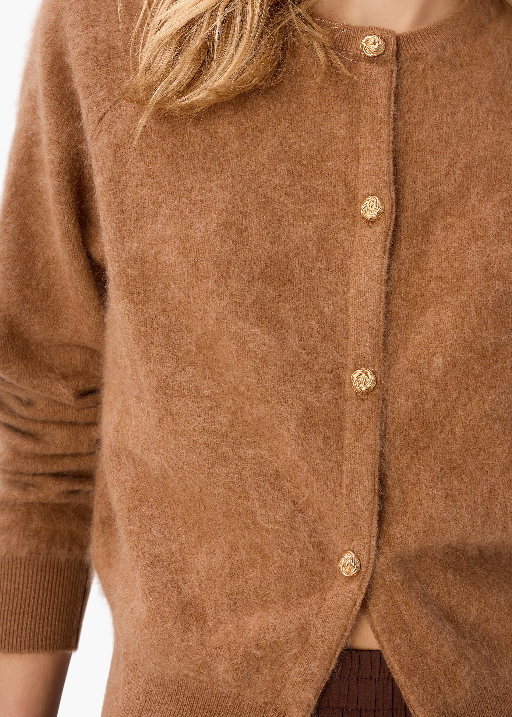 Dorian Cashmere Cardigan Caramel – CAMI NYC