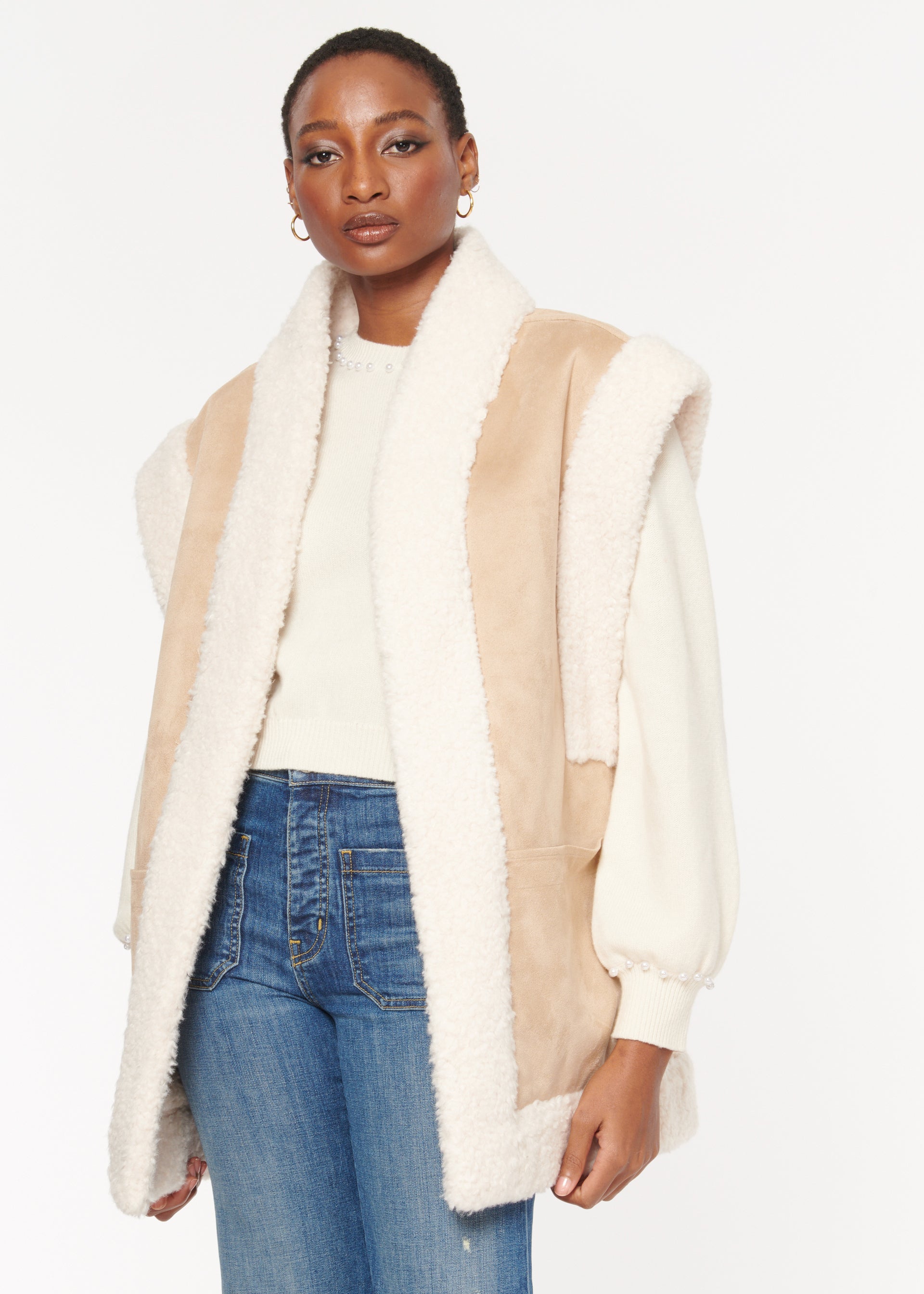 Delma Reversible Sherpa Vest Taupe