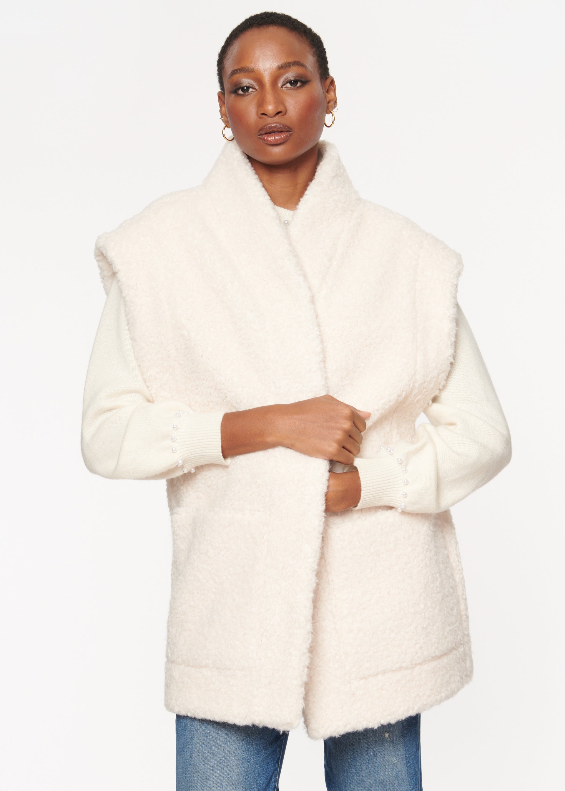 Delma Reversible Sherpa Vest Taupe