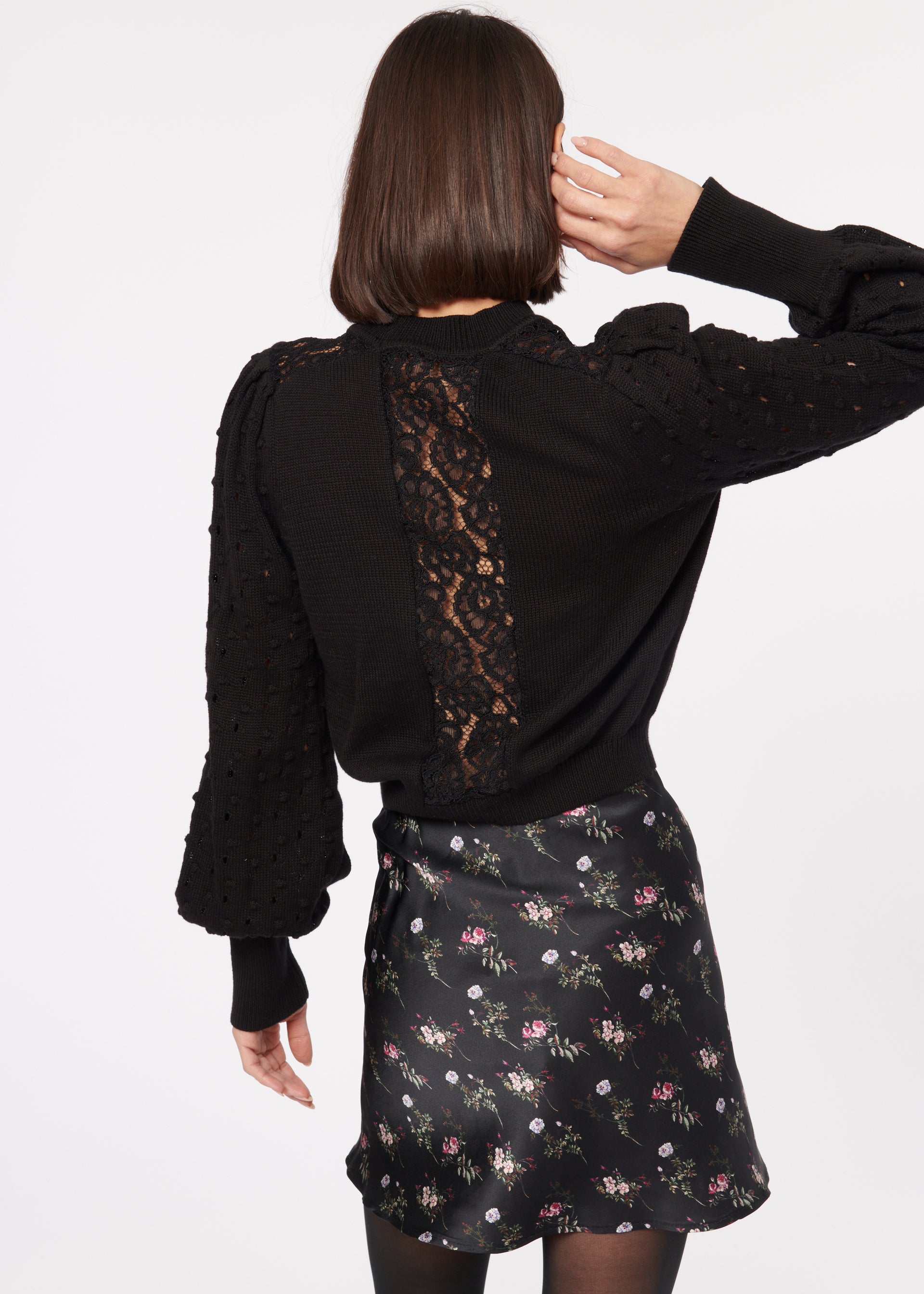 Zarah Lightweight Sweater Black