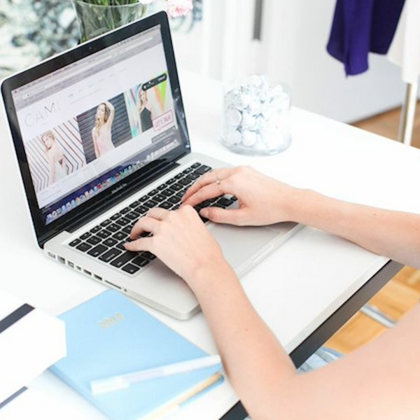 CHATTING WITH MACKENZIE HORAN FROM DESIGN DARLING