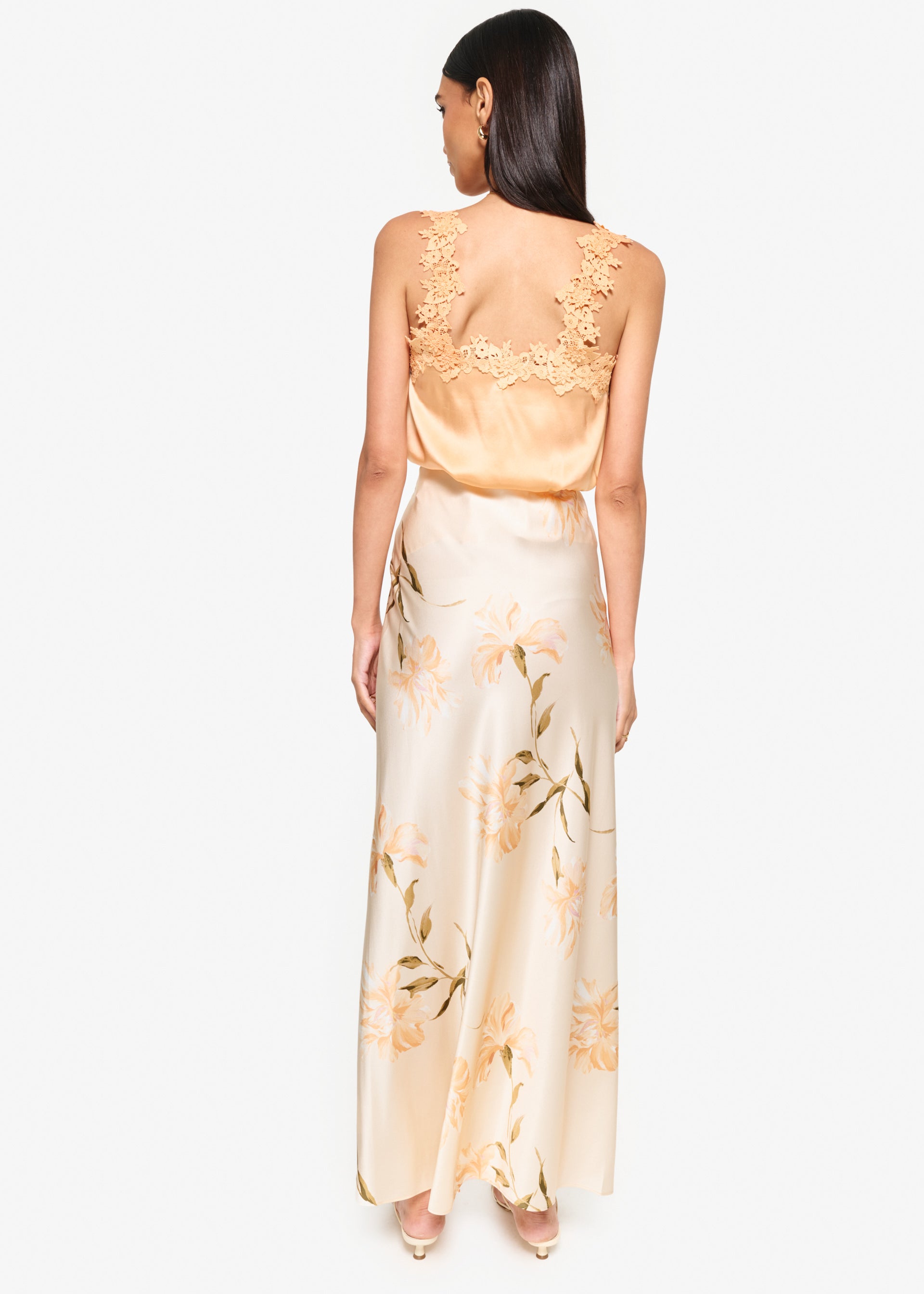 Slit Skirt Daylily