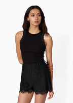 Tineo Lace Short Black