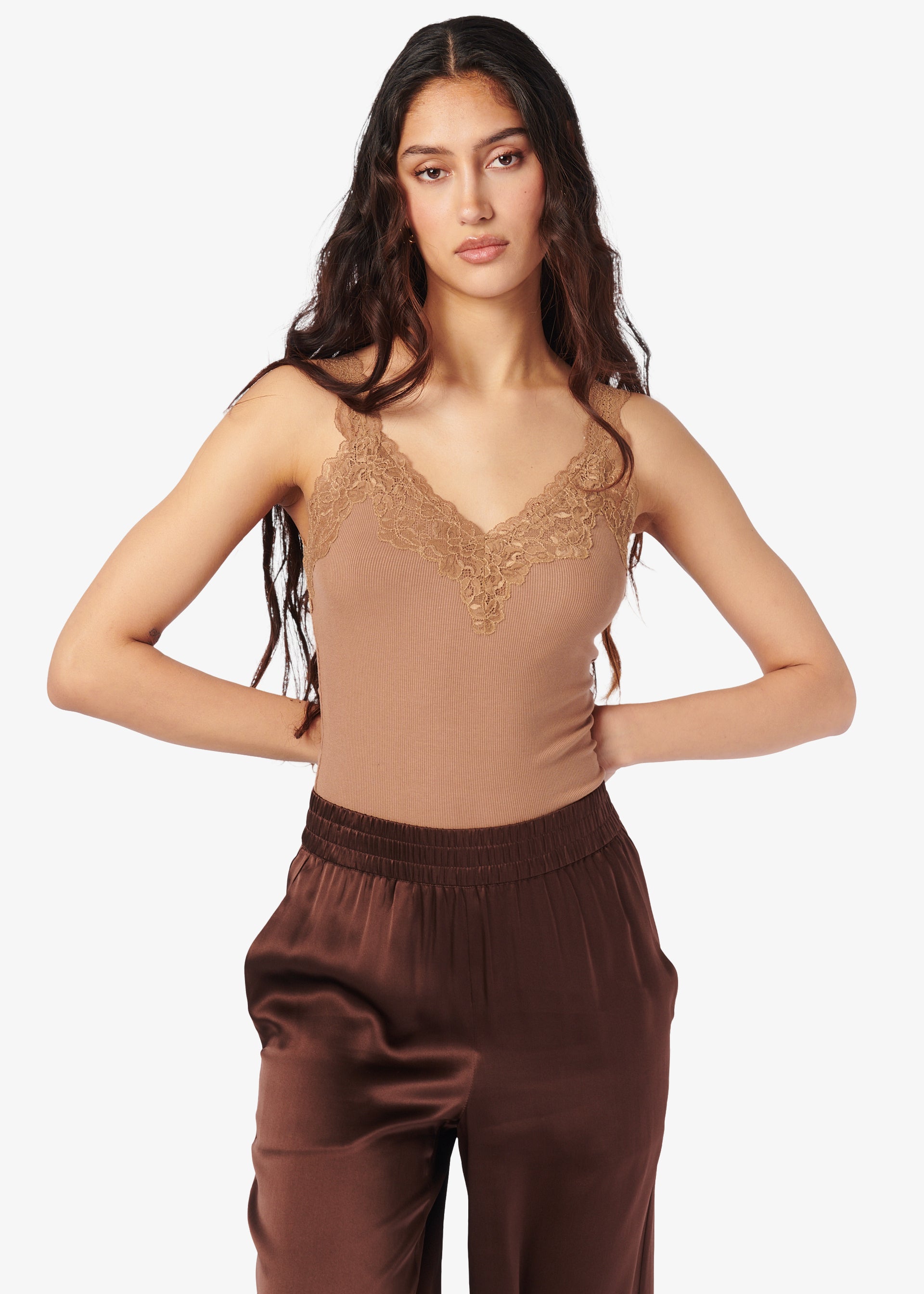82_LANIRIBKNITTANK_BONE_11601.