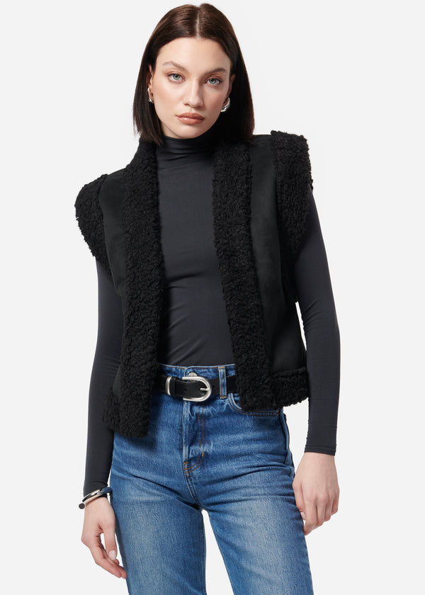 Naima Vest Black