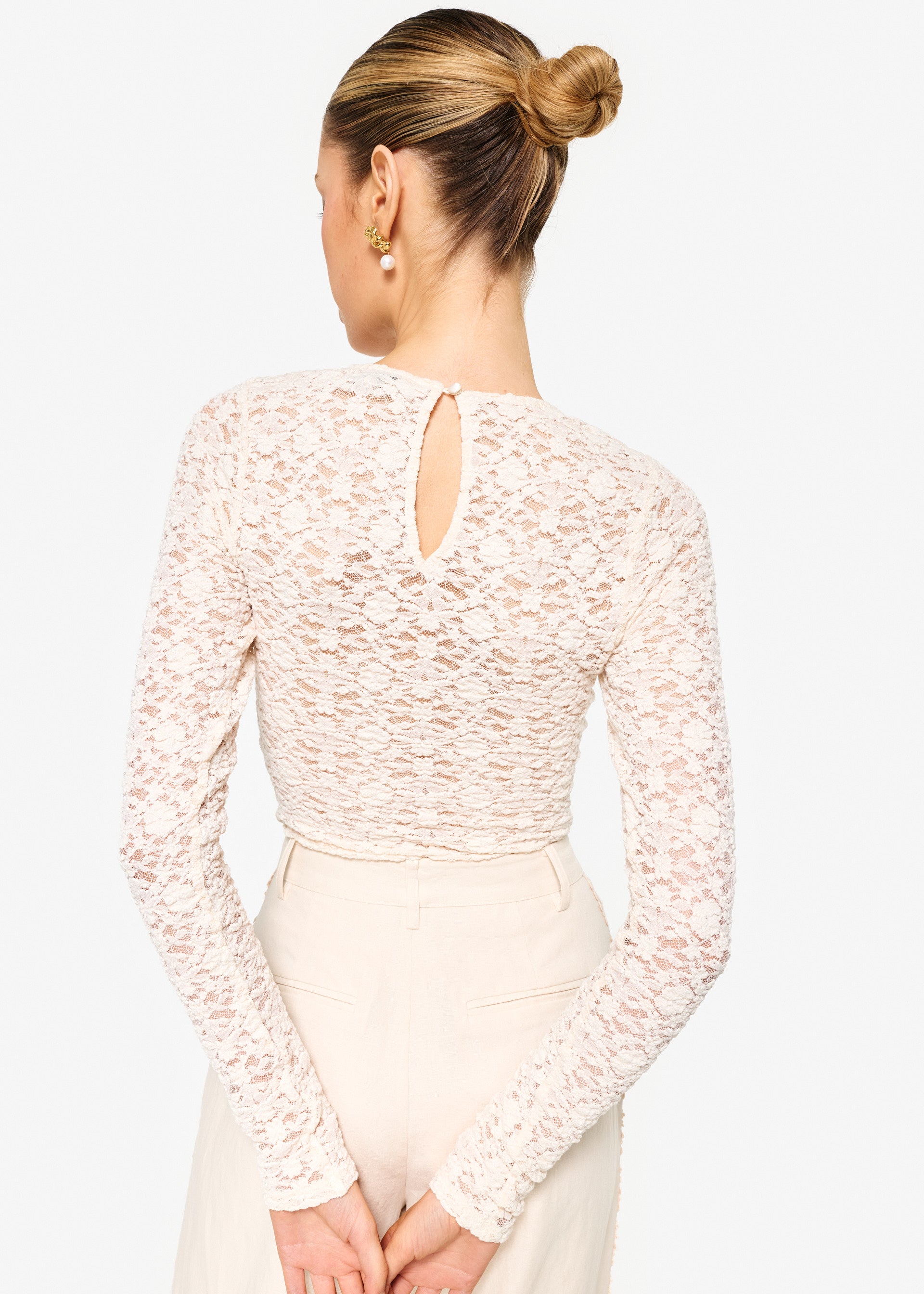 Meli Stretch Lace Top Bone – CAMI NYC