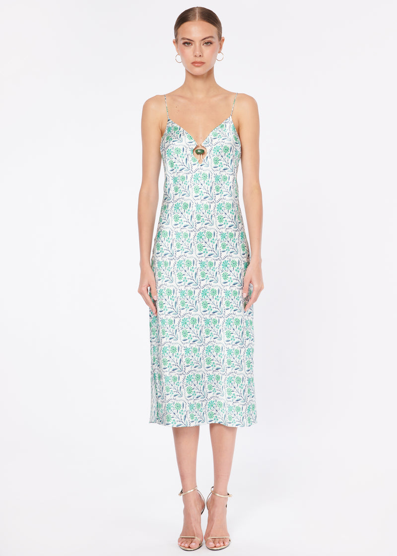 Clio Dress Turquoise Wallpaper